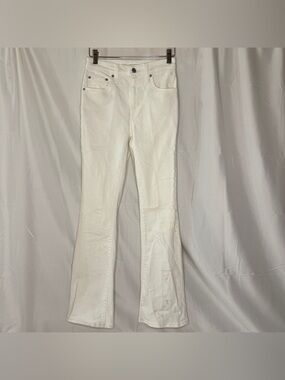 Levi’s White 725 High Rise Bootcut